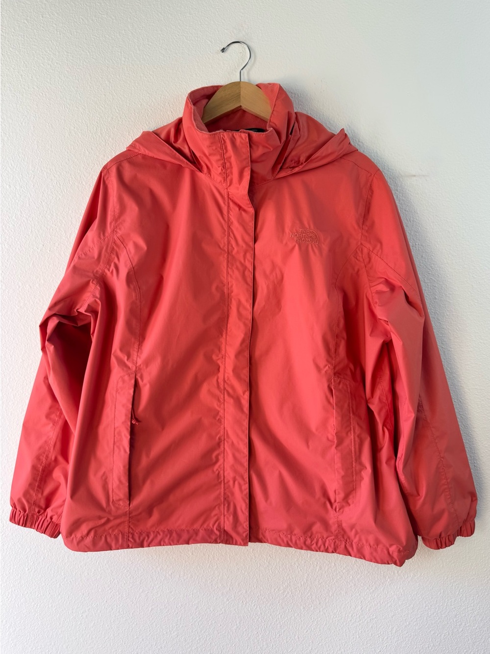 The North Face Resolve 2 Rain Jacket Stowable Hood Women’s Size XXL Coral Red